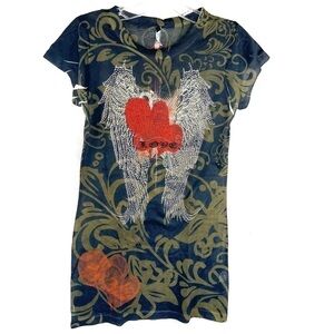 NEW-H.I.P tee brand scroll design, rhinestone angel wings crewNeck t-Shirt top M